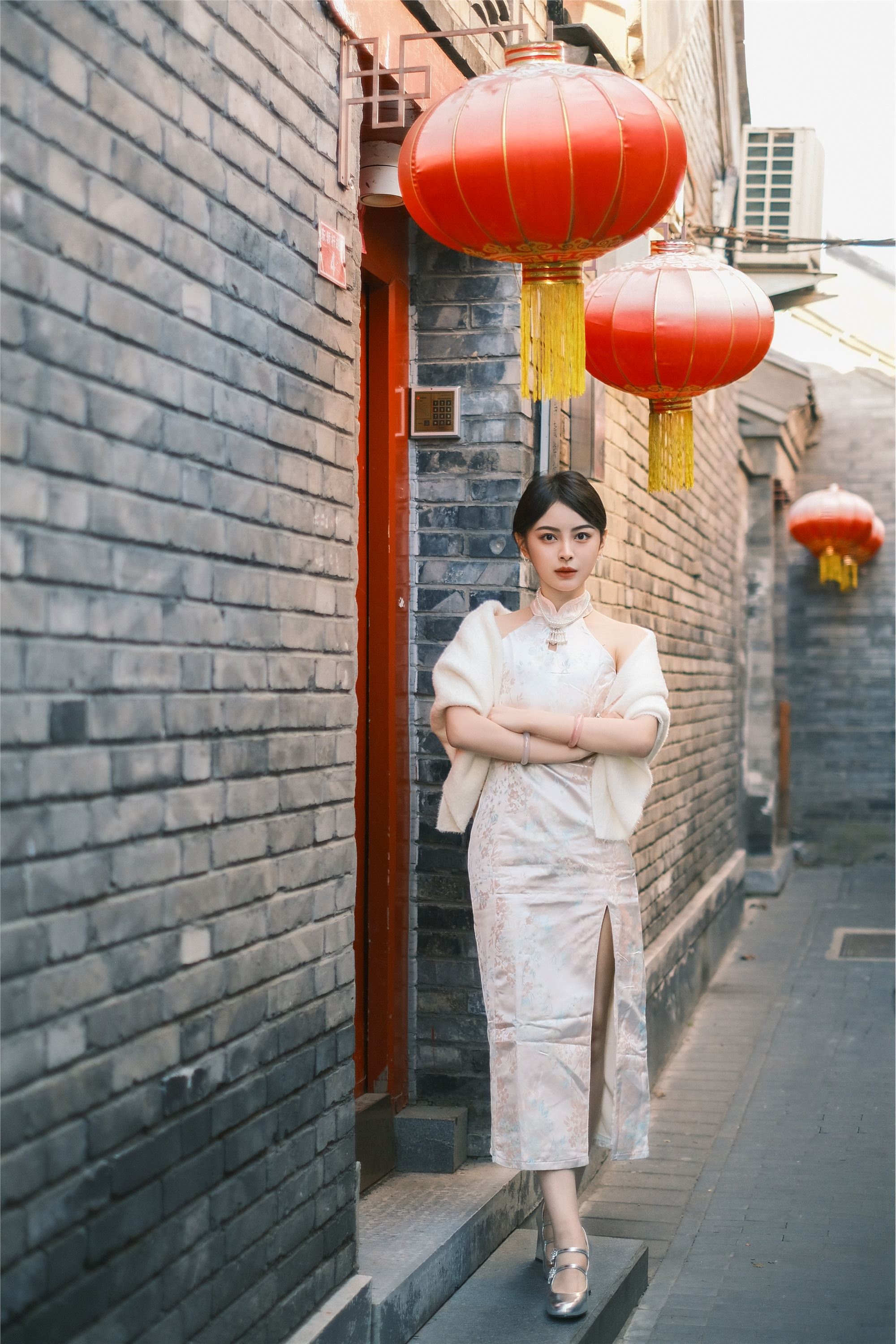 YITUYU艺图语 2025.01.03 庭院深深 胡允恩YooEn